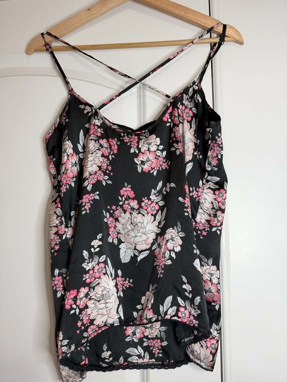 Bethany Mota Floral Camisole Tank Top with Criss-Cross Straps Size M